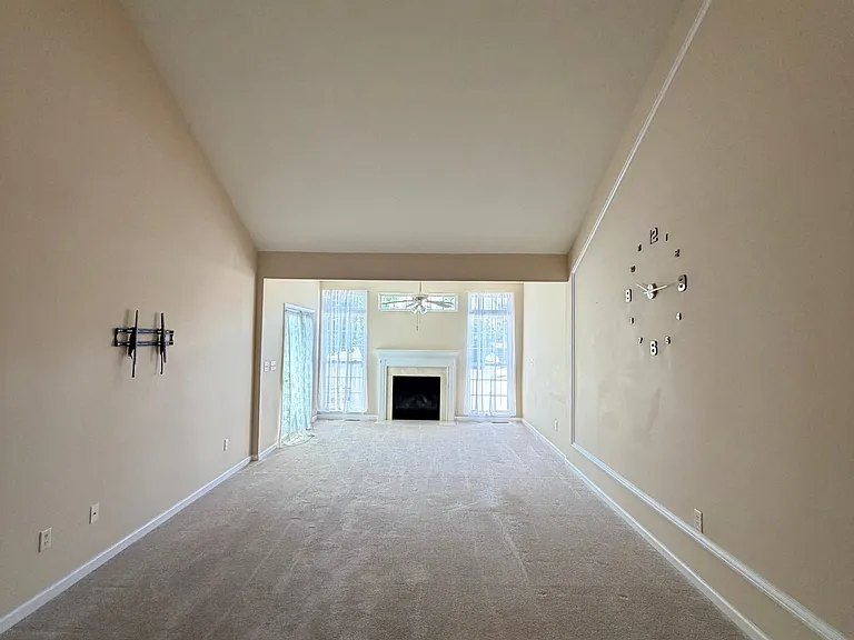 3 N Cummings Dr — Photo 25