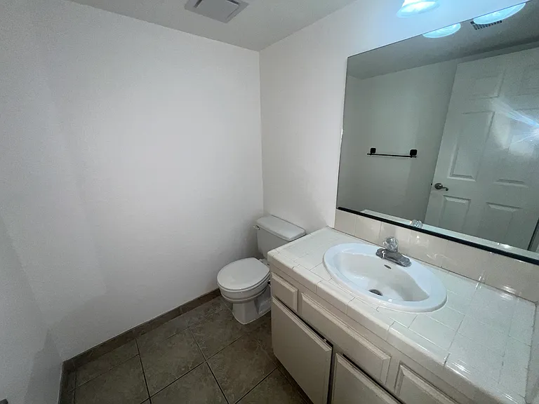4600 Beechwood St #71 — Photo 7