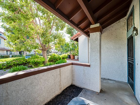 4th image of 7876 Mission Vista Dr