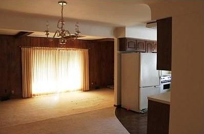 5th image of 23360 Colonial Ct N