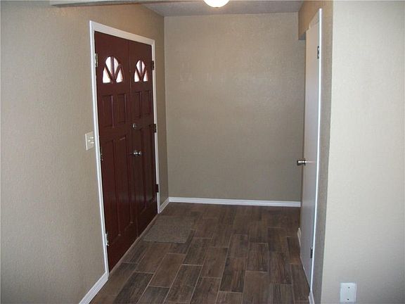 5th image of 9933 Sidewinder St