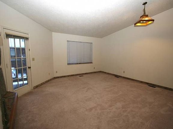 Living & dining rooms