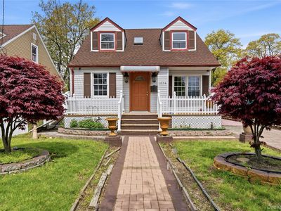 1074 Harrison Street, Uniondale, NY, 11553