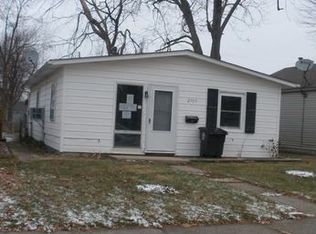 2717 Curdes Ave, Fort Wayne, IN 46805