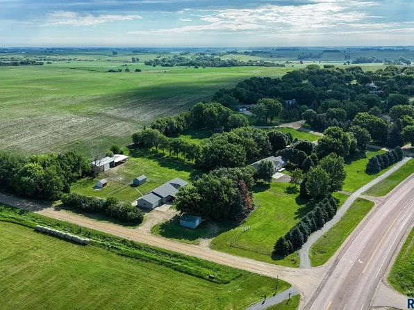 26004 465th Ave, Hartford, SD 57033