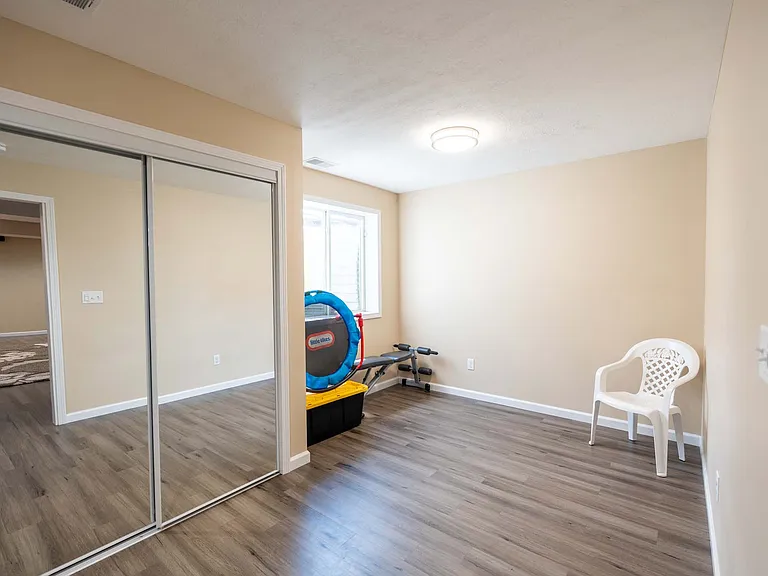 6106 Brandon Dr — Photo 14