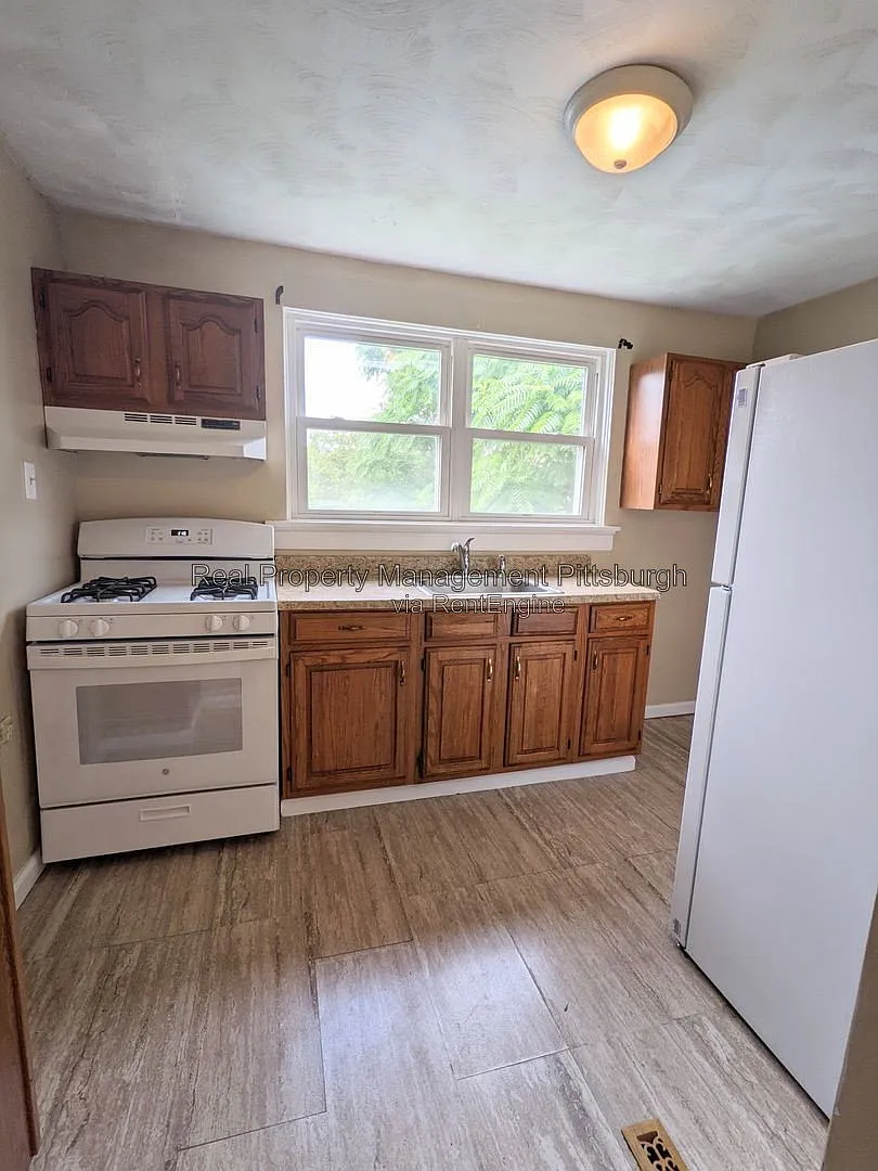 1 bed, 1.0 bath, 750 sqft, $1,025 — Photo 4