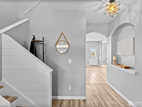 3rd image of 15171 Durant Drive SE
