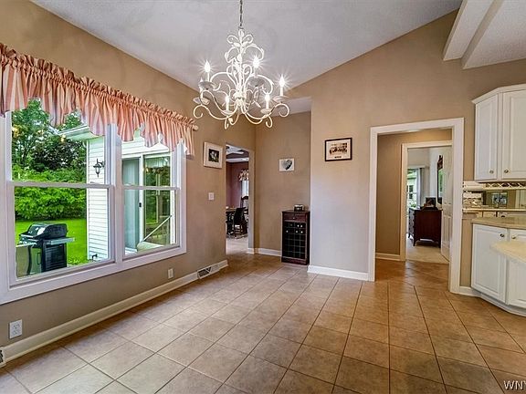 4th image of 115 Golden Pheasant Dr