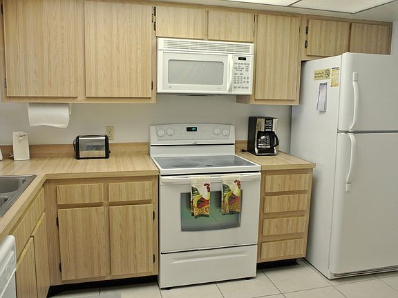 4th image of 537 Taylor Ave #537