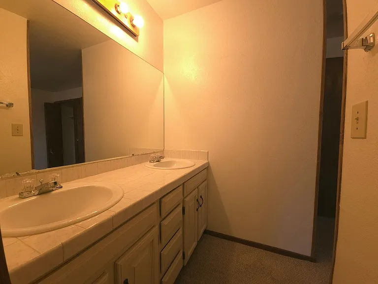 525 Manhattan Dr #201 — Photo 15