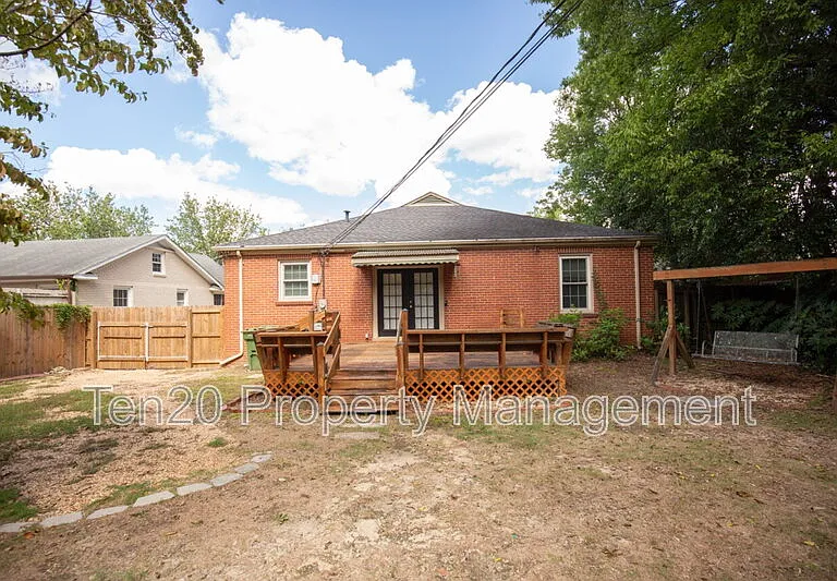 1708 Slade Dr — Photo 18