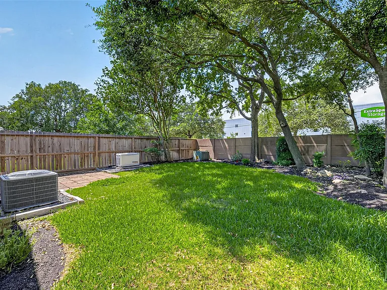 16174 Golden Sands Dr — Photo 22