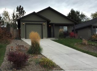 21283 Thornhill Ln, Bend, OR 97701