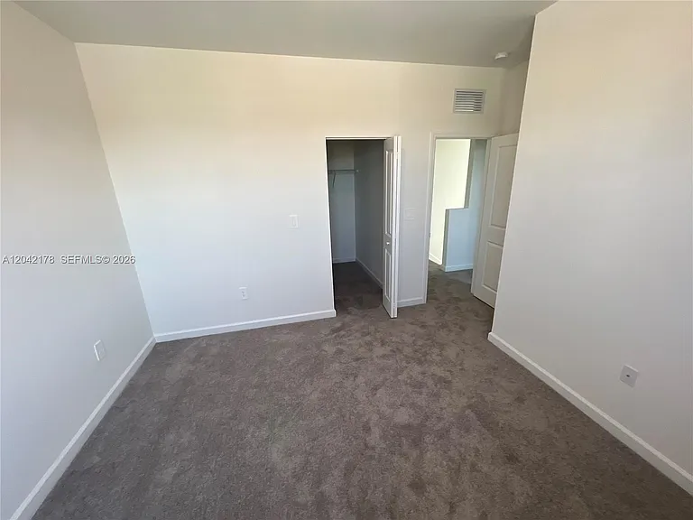 11945 SW 240th St — Photo 15