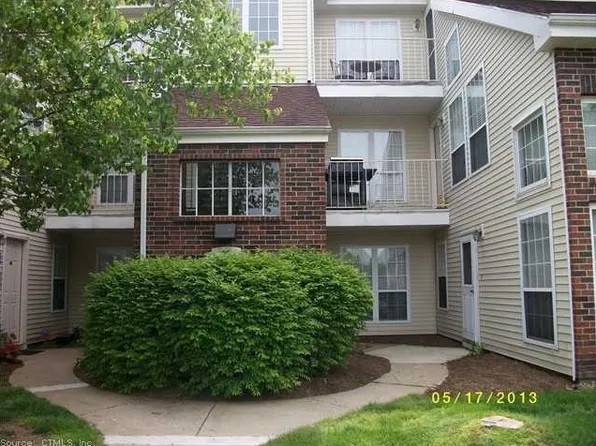 74 Carriage Crossing Ln #74, Middletown, CT 06457