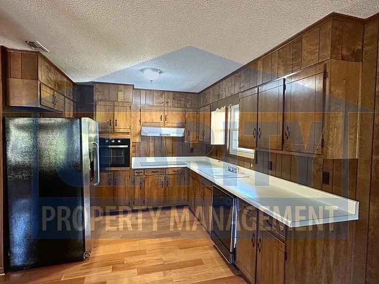 912 Fairmont Ave NW — Photo 20