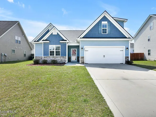 835 Heart Wood Loop Rd NE, Leland, NC 28451