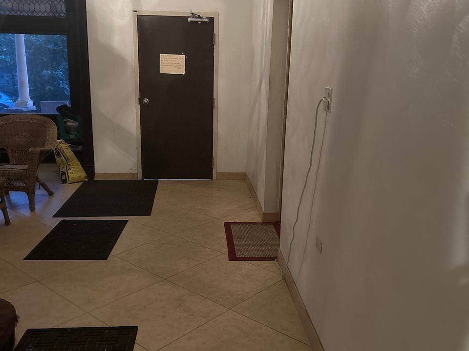 1st image of 225 Stratford Ave APT 2