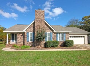 107 Kingstree Ln, Warner Robins, GA 31093