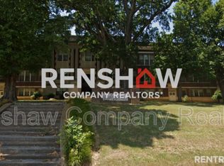 900 S College St #D10, Trenton, TN 38382