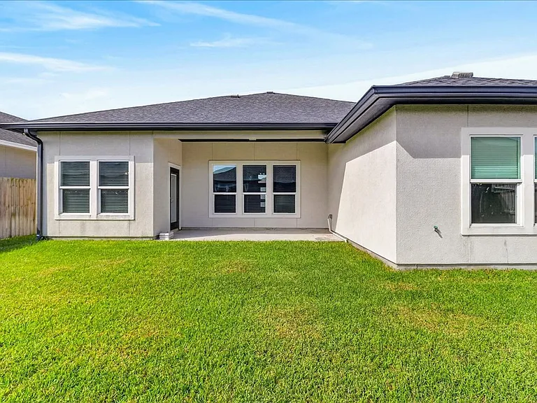 6718 Stuyvesant Ct — Photo 46