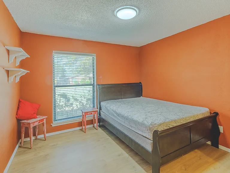 2614 Saint George Dr — Photo 13