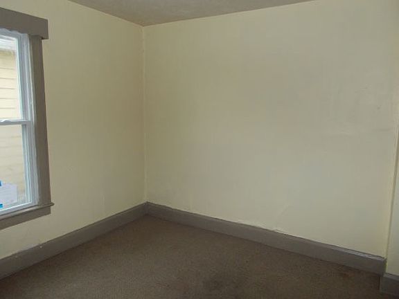 2nd image of 1303 15th Ave