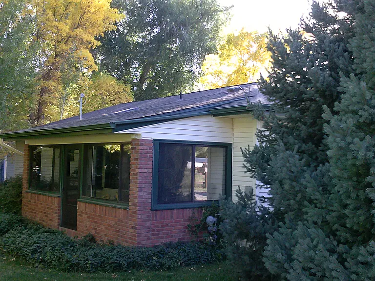 11961 N 75th St — Photo 3