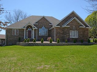 2087 S Celebration Ave, Springfield, MO 65809