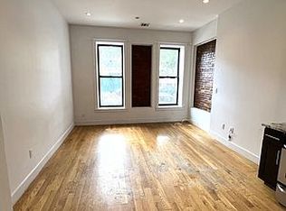 147 Vanderbilt Ave APT 1, Brooklyn, NY 11205