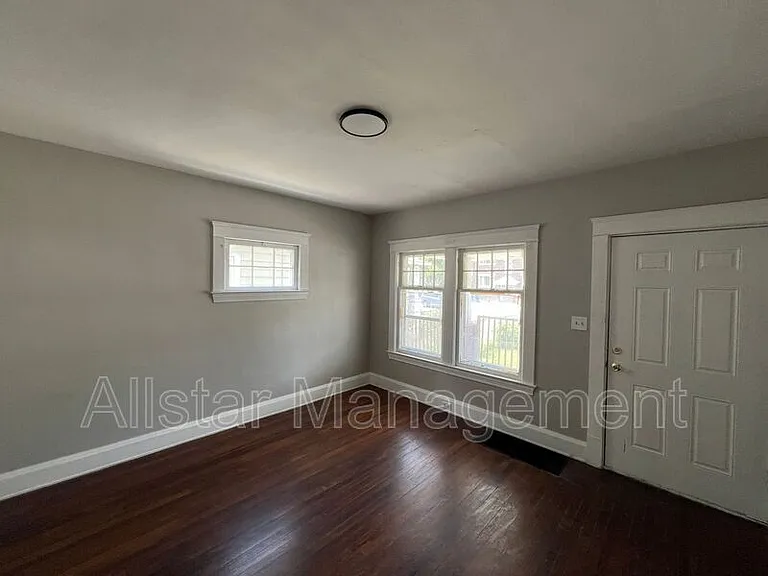 8201 Denison Ave #DENISON AVENUE 8201 — Photo 4