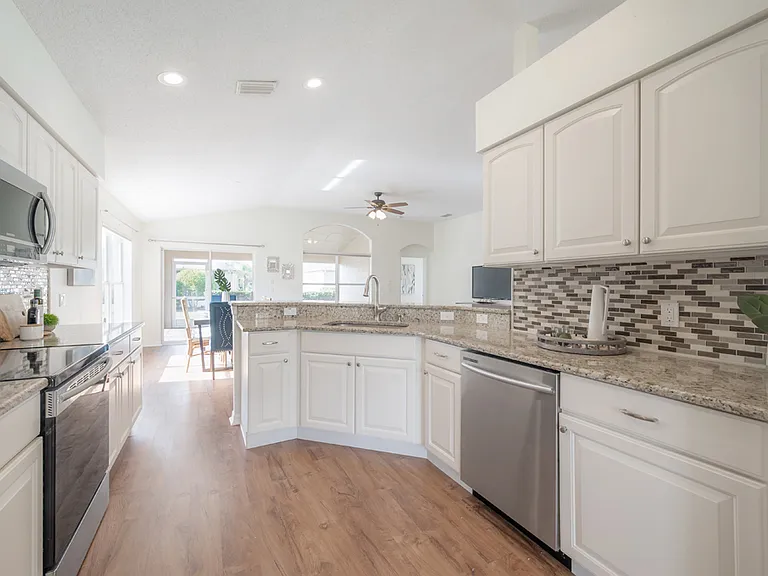 1639 Arbor Knoll Loop — Photo 4