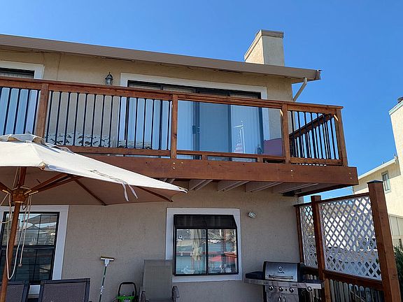 5th image of 1832 Dolphin Pl