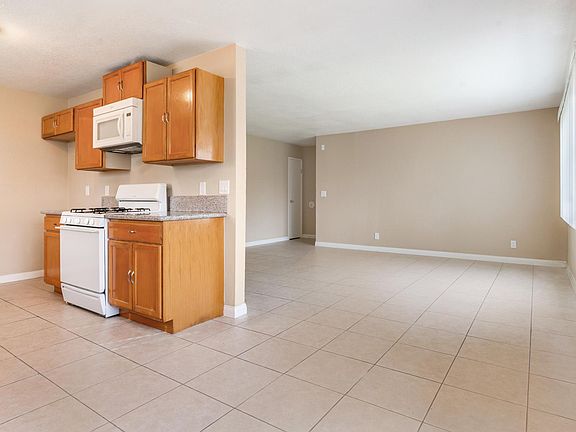 3rd image of 1922 Argyle Ave APT B