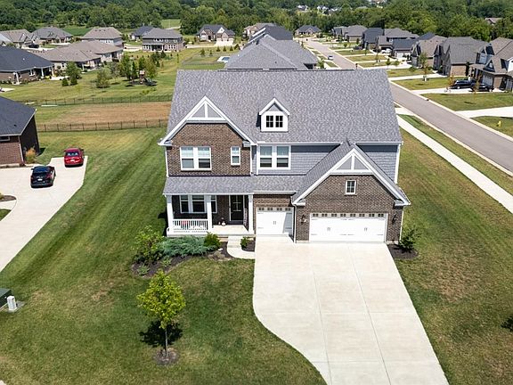 3rd image of 5486 Moraine Ct