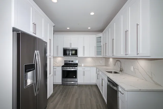 Fairfield Townhouses at Ridge — Photo 2