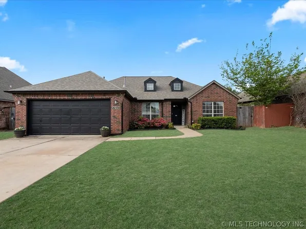 26530 Foxen Dr, Claremore, OK 74019