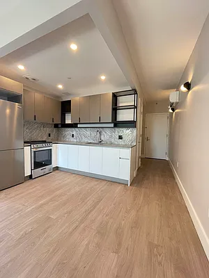 Rented by Cityside Rentals Corp | media 3