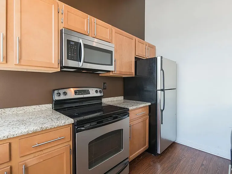 1510 Chestnut St #803 — Photo 17