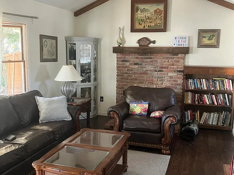 34 E Surf Way — Photo 3