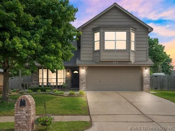 305 E Indianapolis St, Broken Arrow, OK 74012