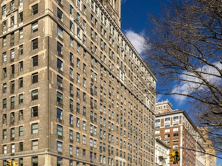 225 Central Park N #618A — Photo 11