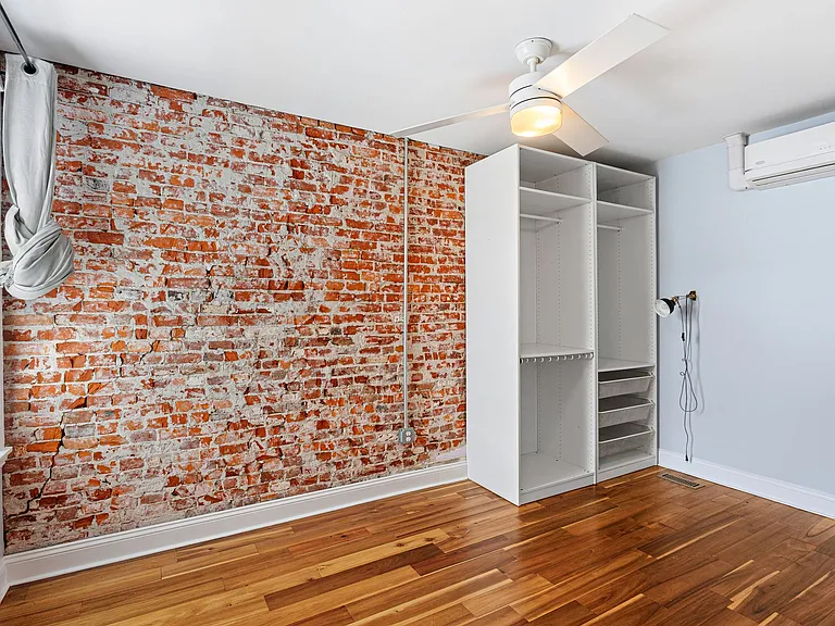 2225 Taggert St — Photo 14