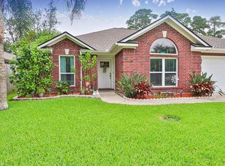 5318 Bayou Dr, Dickinson, TX 77539