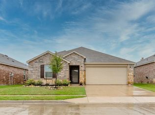 10021 Amosite Dr, Fort Worth, TX 76131