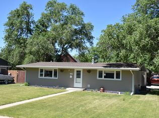 110 18th St SW, Minot, ND 58701