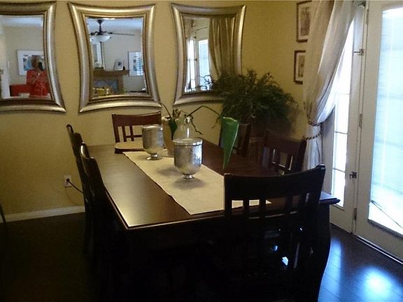 3rd image of 15137 Paige Ave