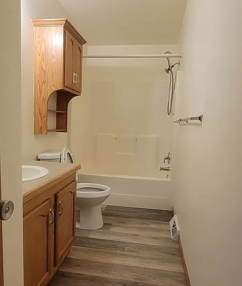 1323 Natalie St — Photo 9