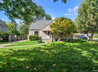 22331 Cyman Ave, Warren, MI 48091